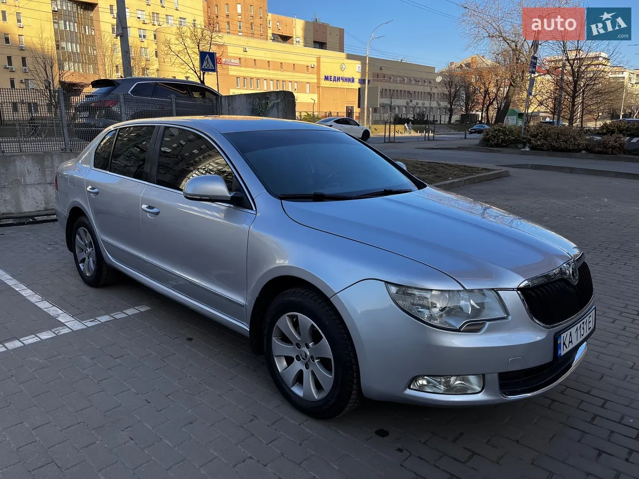 2011 Skoda Superb - мініатюра 12