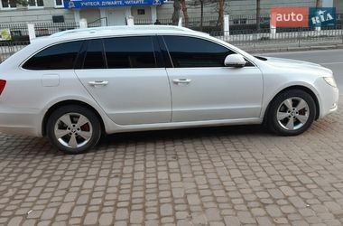 Універсал Skoda Superb 2010 в Самборі