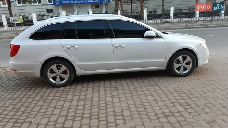 Skoda Superb 2010 Skoda Superb 2010