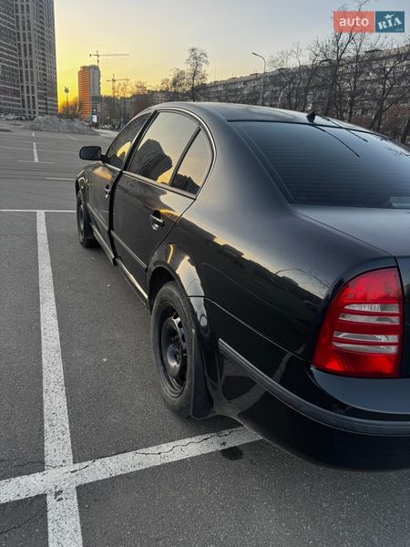 Лифтбек Skoda Superb 2006 в Ирпене