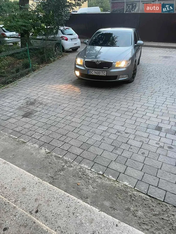 2012 Skoda Superb - мініатюра 14