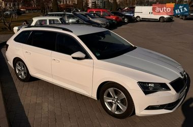 Универсал Skoda Superb 2019 в Львове