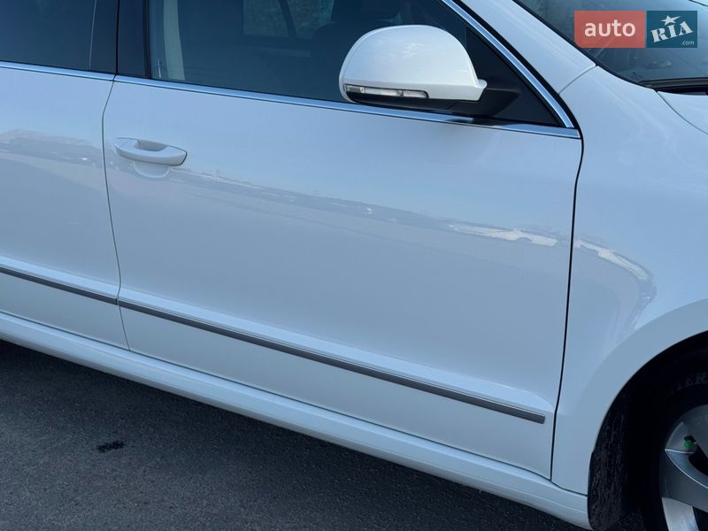 Универсал Skoda Superb 2011 в Белой Церкви