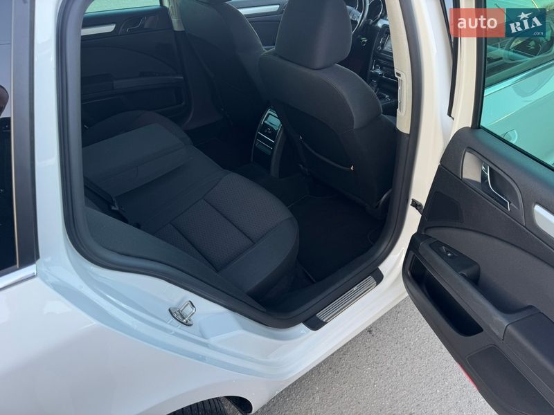 Универсал Skoda Superb 2011 в Белой Церкви