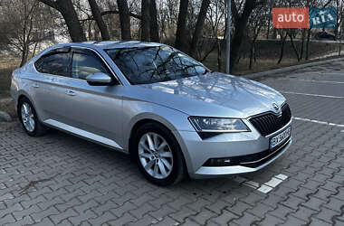 Лифтбек Skoda Superb 2017 в Хмельницком