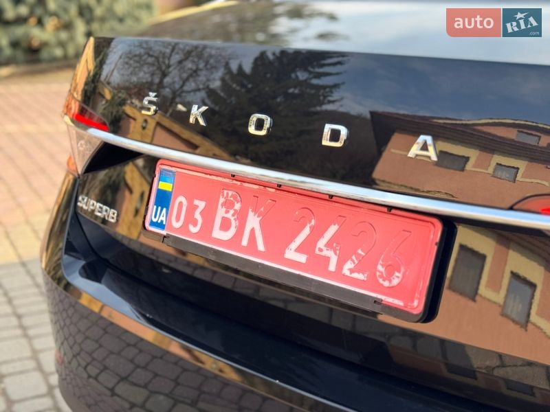 Лифтбек Skoda Superb 2023 в Мукачево