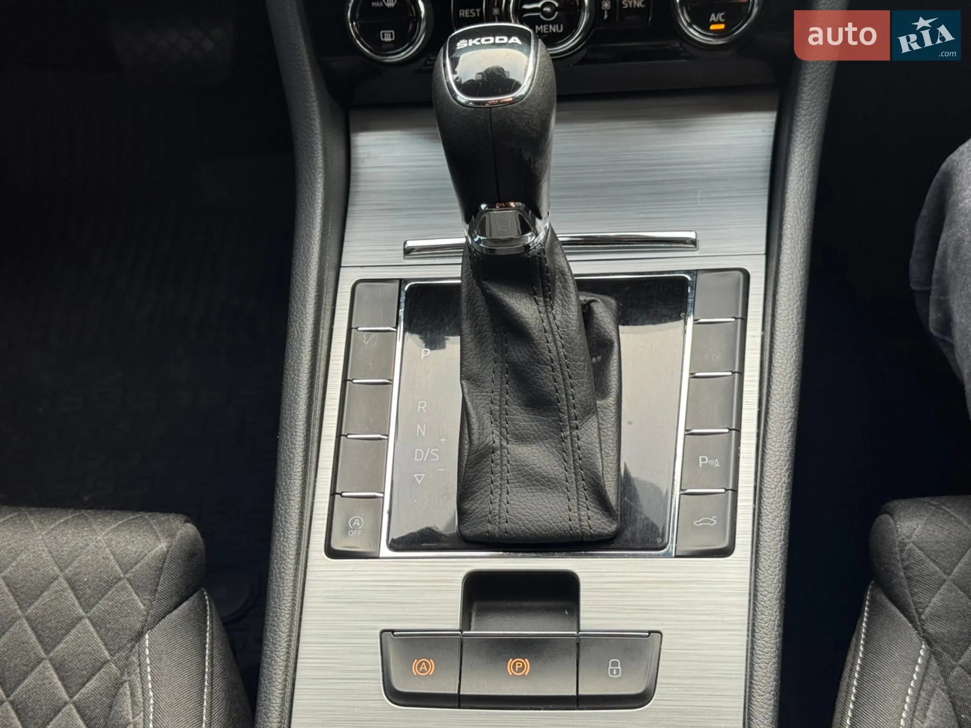 2022 Skoda Superb - мініатюра 38