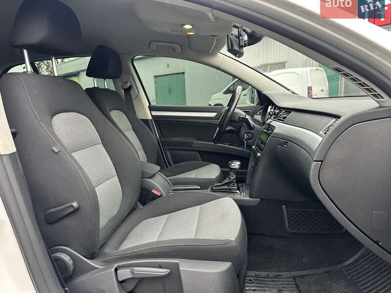 Ліфтбек Skoda Superb 2012 в Києві фото 25 Ліфтбек Skoda Superb 2012 в Києві
