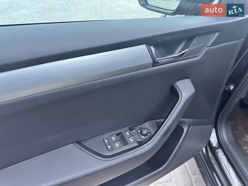 Універсал Skoda Superb 2018 в Львові