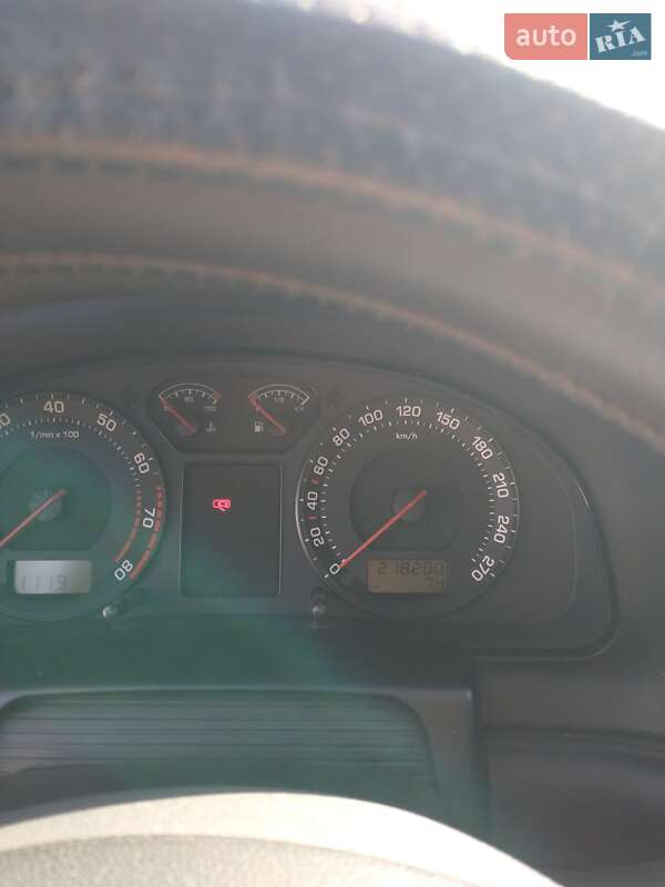 Ліфтбек Skoda Superb 2006 в Кривому Розі