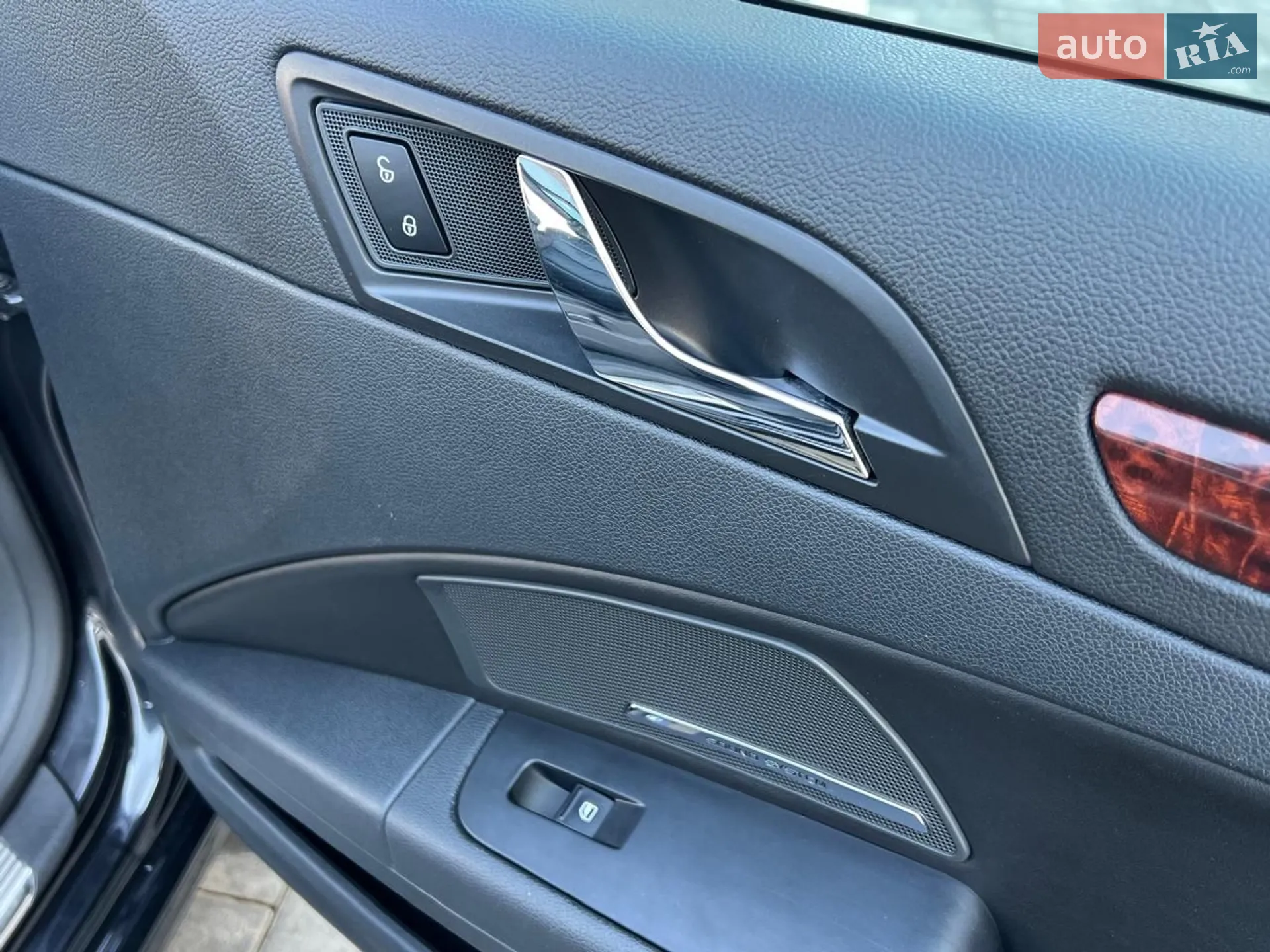 2012 Skoda Superb - мініатюра 87