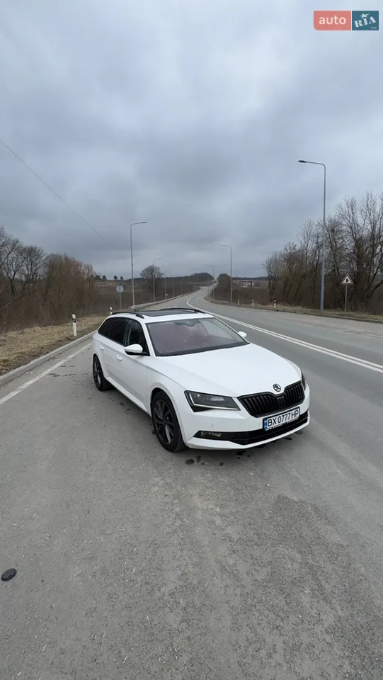 2018 Skoda Superb - мініатюра 218
