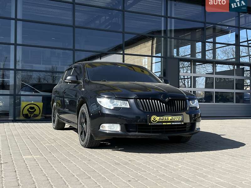 Skoda Superb 2011
