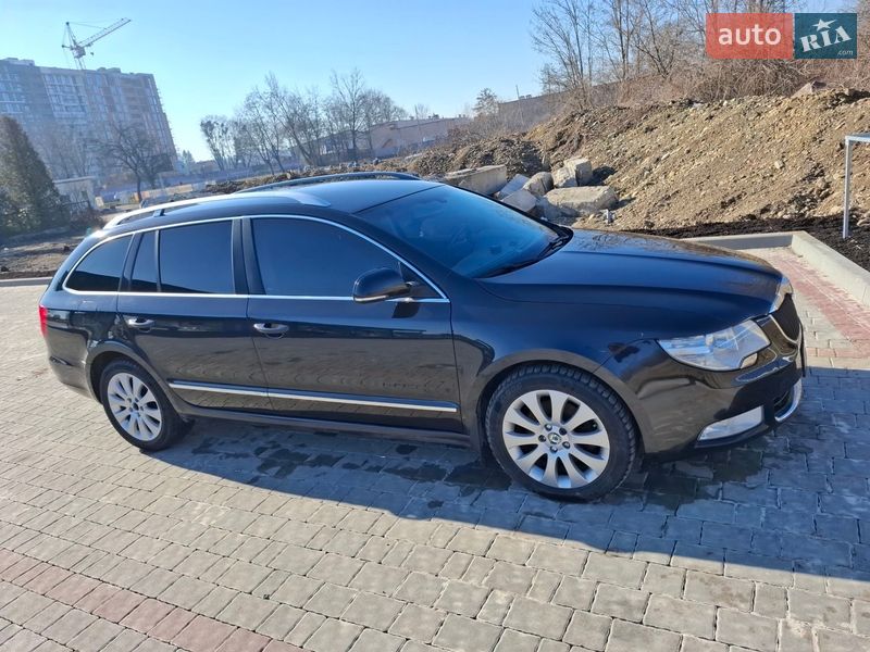 Універсал Skoda Superb 2011 в Івано-Франківську