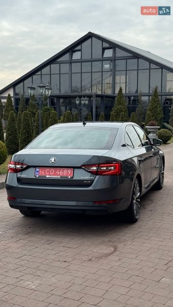 Ліфтбек Skoda Superb 2016 в Стрию