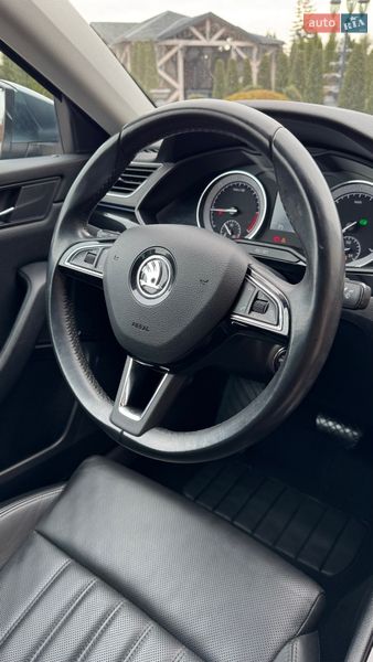 Ліфтбек Skoda Superb 2016 в Стрию