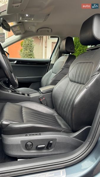 Ліфтбек Skoda Superb 2016 в Стрию