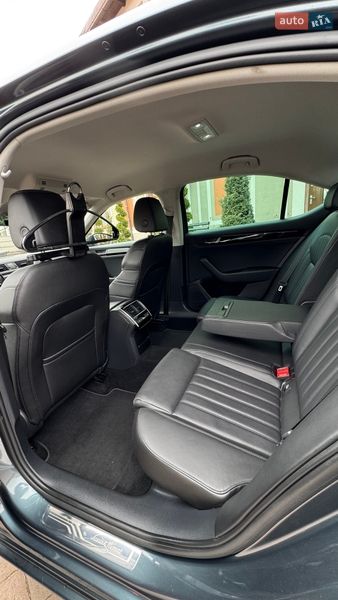 Ліфтбек Skoda Superb 2016 в Стрию