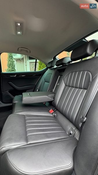 Ліфтбек Skoda Superb 2016 в Стрию