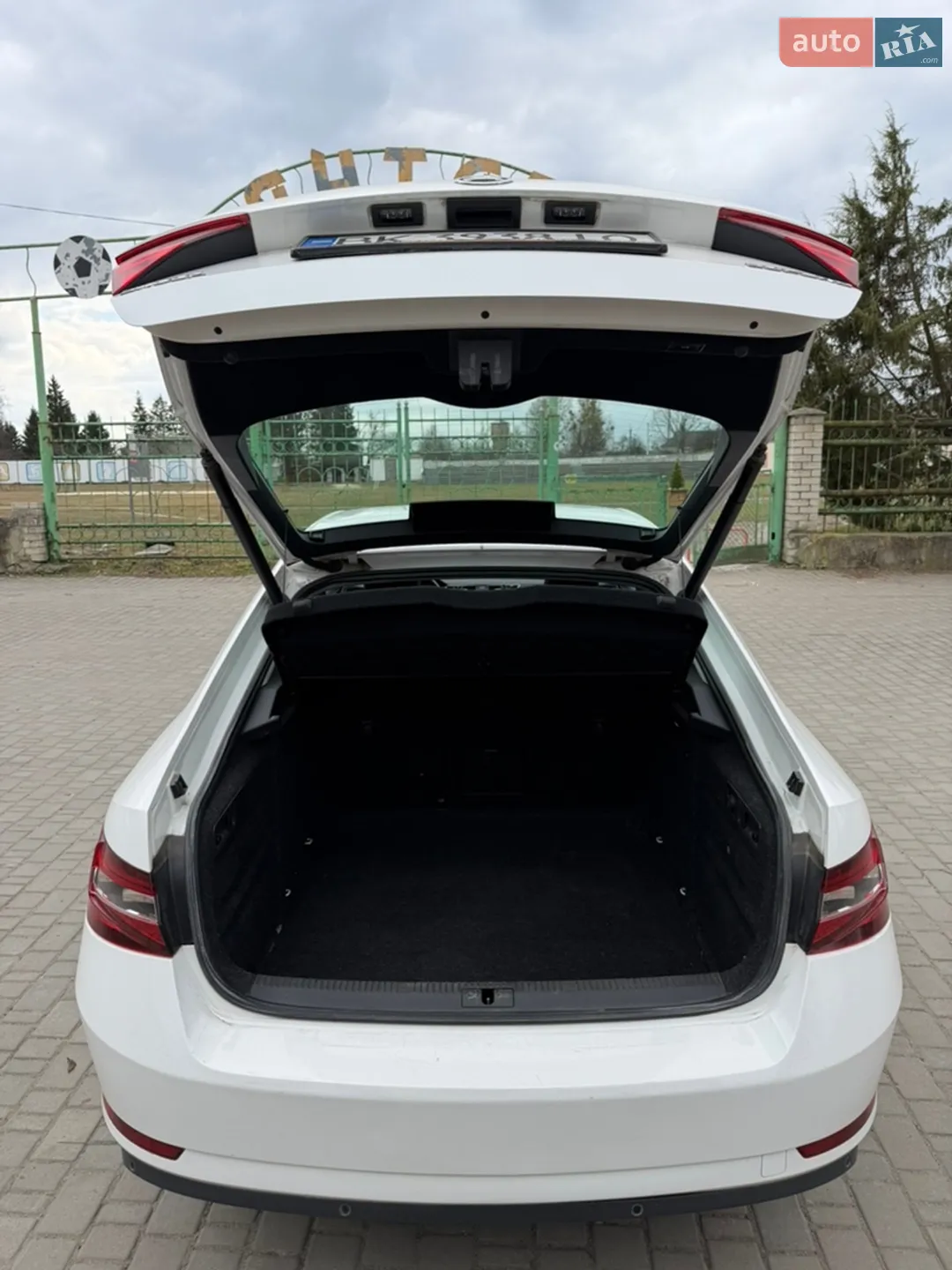 2015 Skoda Superb - мініатюра 10
