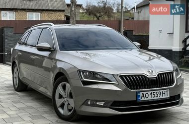 Универсал Skoda Superb 2015 в Виноградове