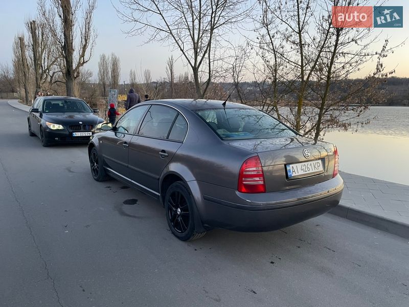 Ліфтбек Skoda Superb 2004 в Василькові
