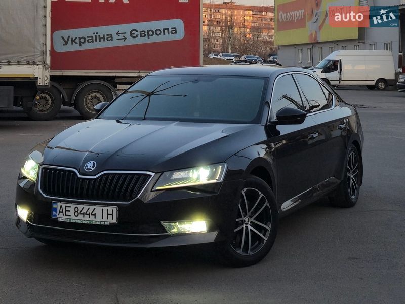 Хэтчбек Skoda Superb 2016 в Кривом Роге фото 39 Хэтчбек Skoda Superb 2016 в Кривом Роге