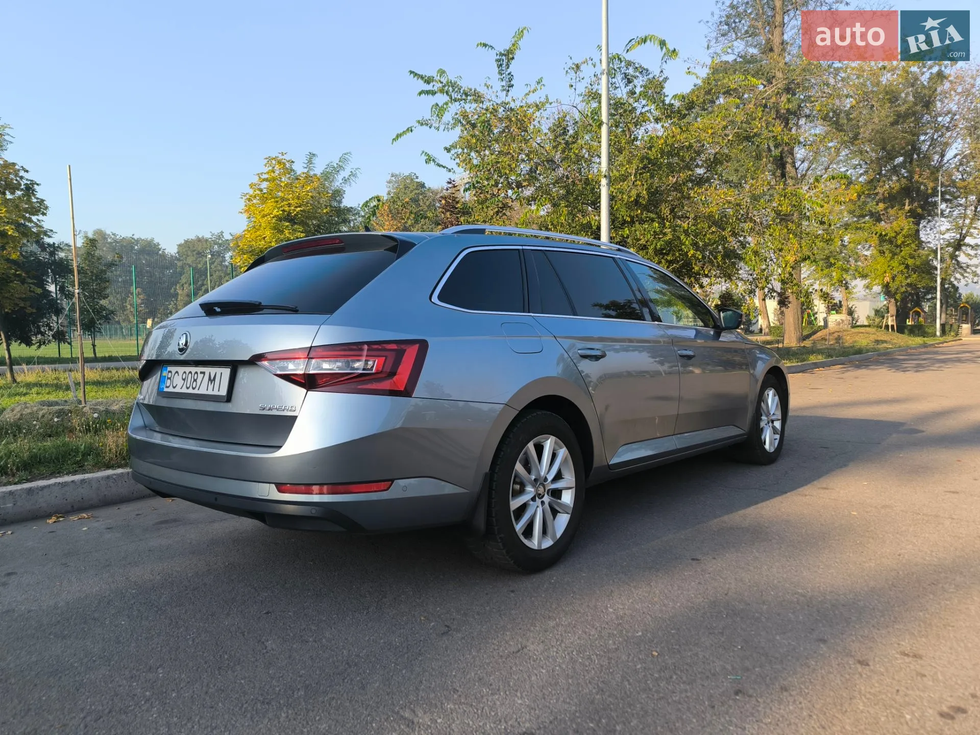 2017 Skoda Superb - мініатюра 7