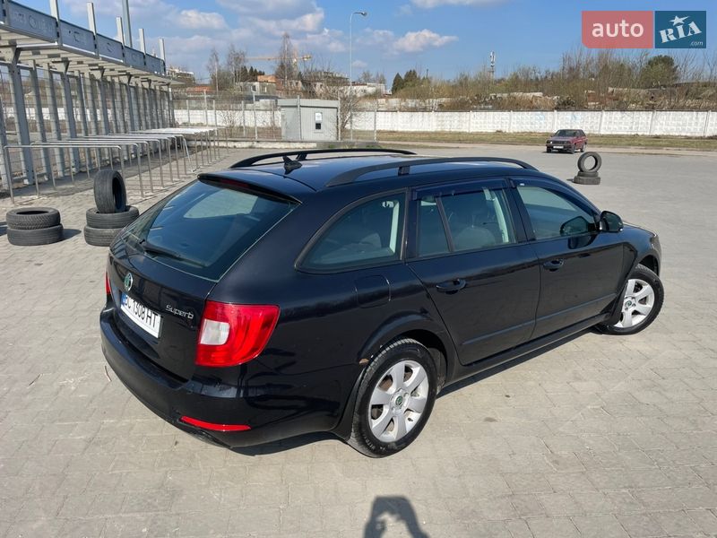 Универсал Skoda Superb 2011 в Львове фото 7 Универсал Skoda Superb 2011 в Львове