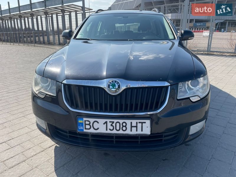 Универсал Skoda Superb 2011 в Львове фото 13 Универсал Skoda Superb 2011 в Львове