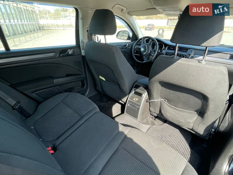Универсал Skoda Superb 2011 в Львове фото 32 Универсал Skoda Superb 2011 в Львове