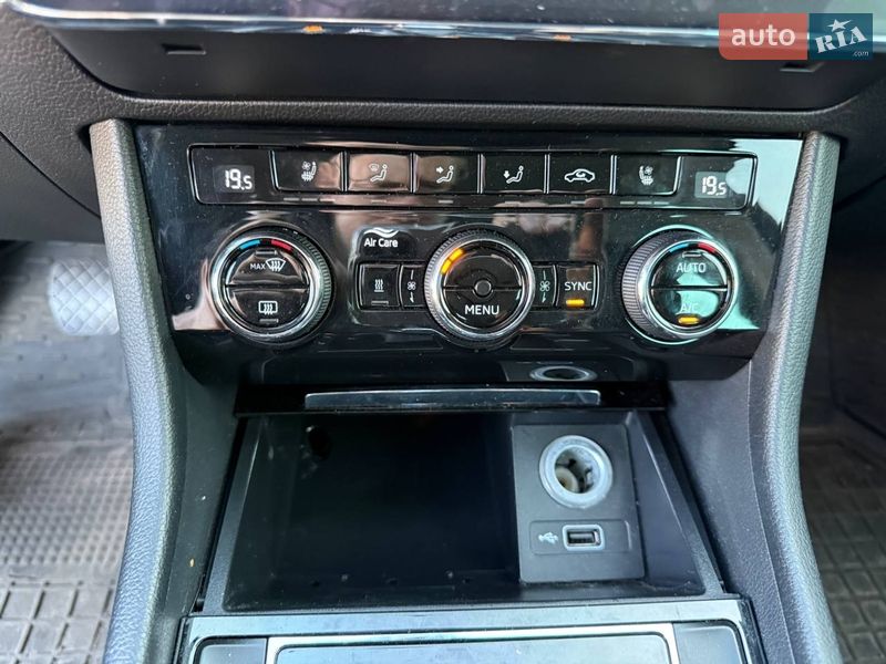 Універсал Skoda Superb 2018 в Києві