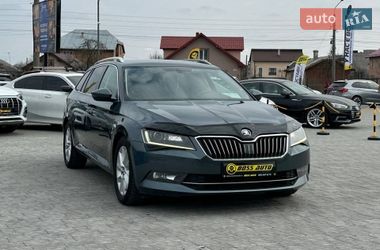 Універсал Skoda Superb 2017 в Івано-Франківську