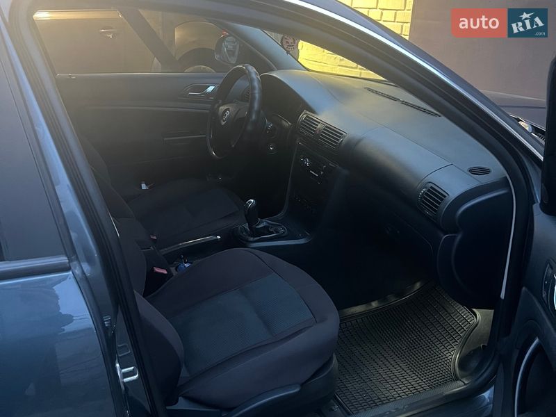 Лифтбек Skoda Superb 2007 в Полтаве