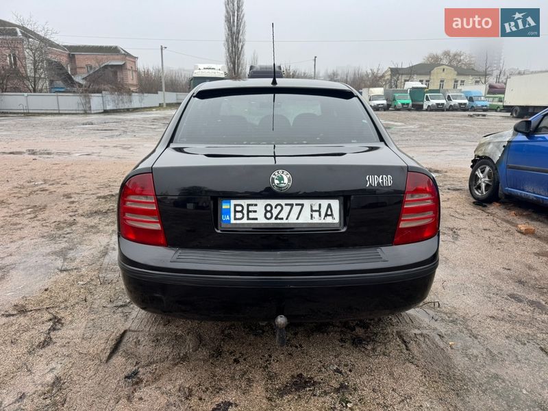 Лифтбек Skoda Superb 2006 в Кропивницком