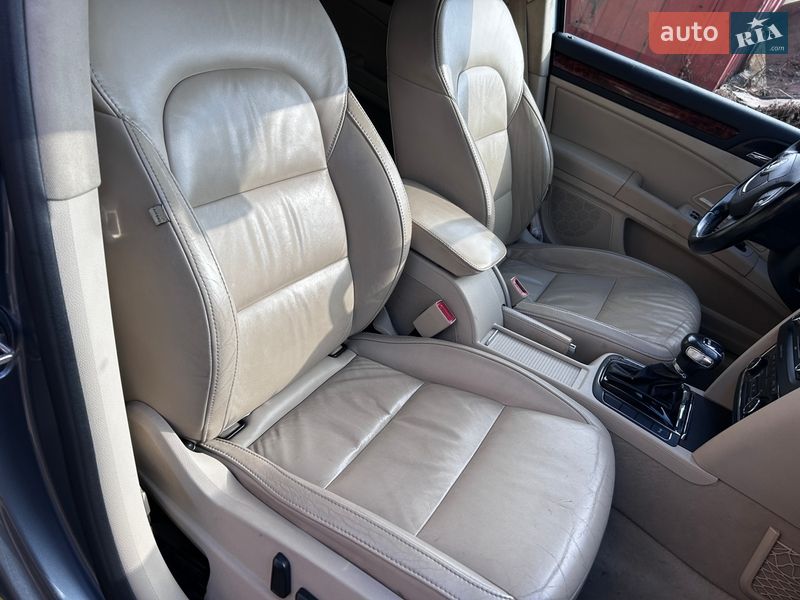 Лифтбек Skoda Superb 2010 в Киеве