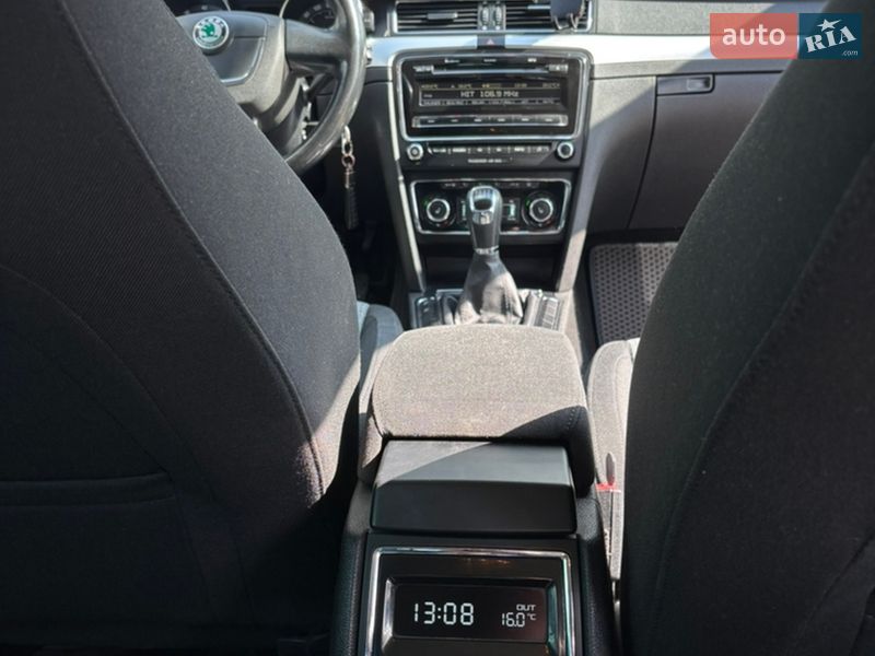 Универсал Skoda Superb 2010 в Житомире