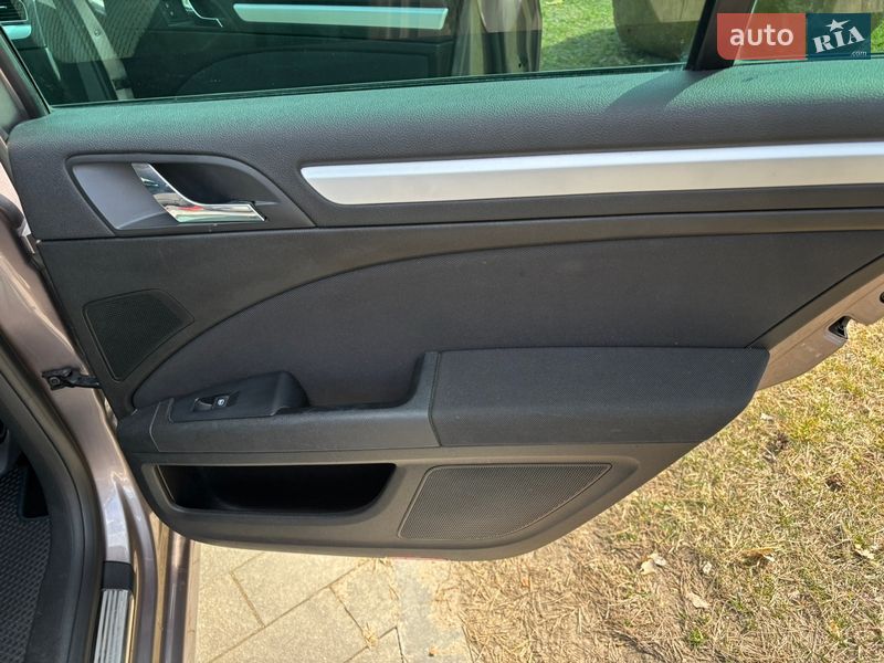 Универсал Skoda Superb 2010 в Житомире