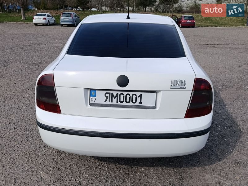 Лифтбек Skoda Superb 2006 в Ужгороде