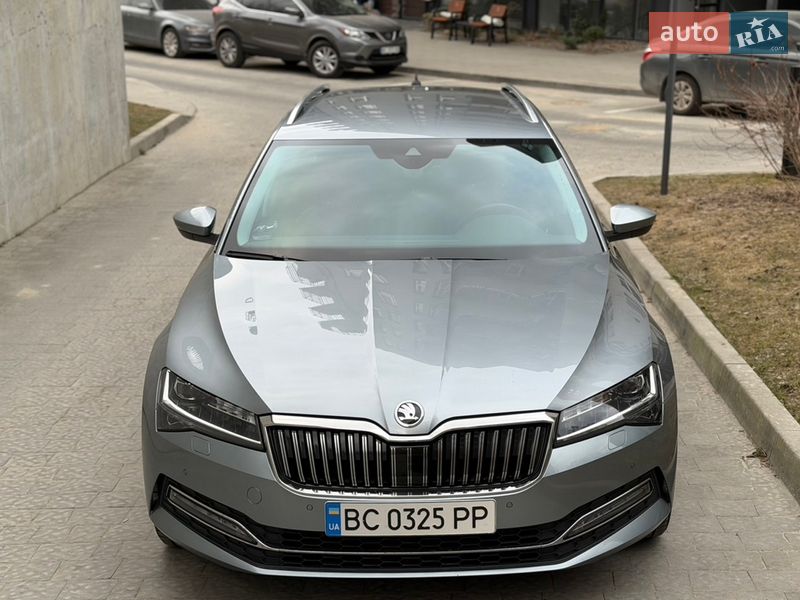 Универсал Skoda Superb 2020 в Львове