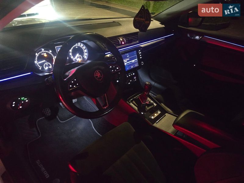 Лифтбек Skoda Superb 2015 в Львове фото 5 Лифтбек Skoda Superb 2015 в Львове
