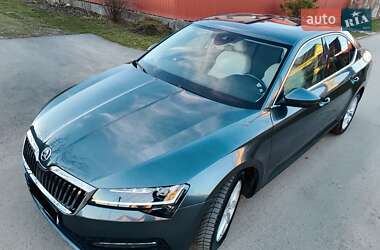 Лифтбек Skoda Superb 2019 в Ужгороде