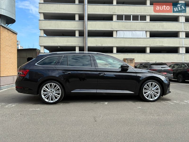 Универсал Skoda Superb 2022 в Киеве