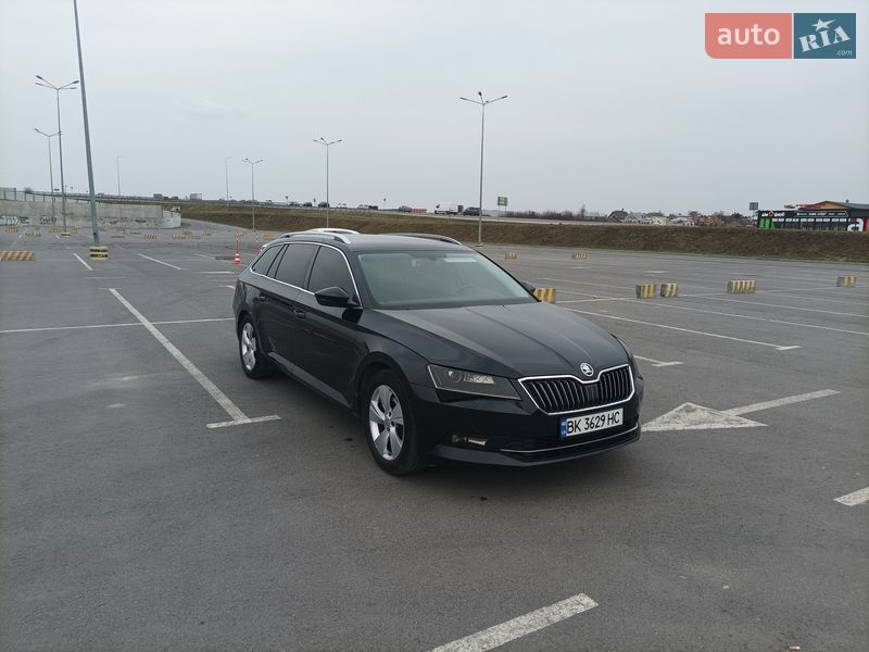 Универсал Skoda Superb 2015 в Львове