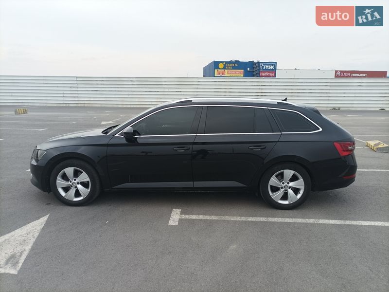 Универсал Skoda Superb 2015 в Львове