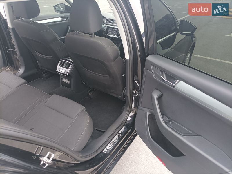 Универсал Skoda Superb 2015 в Львове