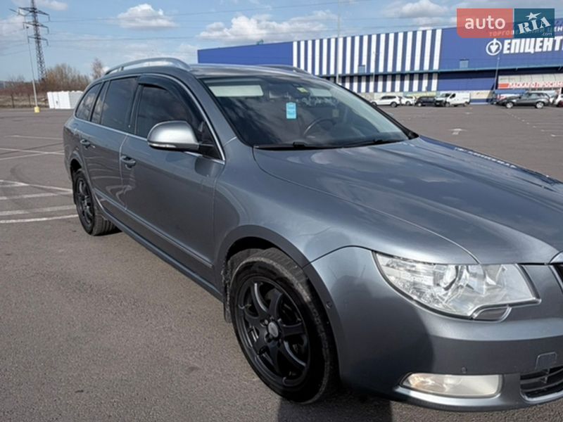 Универсал Skoda Superb 2012 в Ровно фото 4 Универсал Skoda Superb 2012 в Ровно