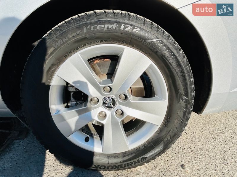 Универсал Skoda Superb 2015 в Львове фото 26 Универсал Skoda Superb 2015 в Львове