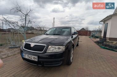 Лифтбек Skoda Superb 2006 в Ирпене