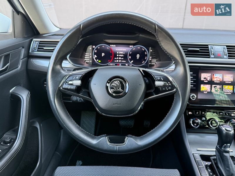 Универсал Skoda Superb 2021 в Киеве фото 52 Универсал Skoda Superb 2021 в Киеве